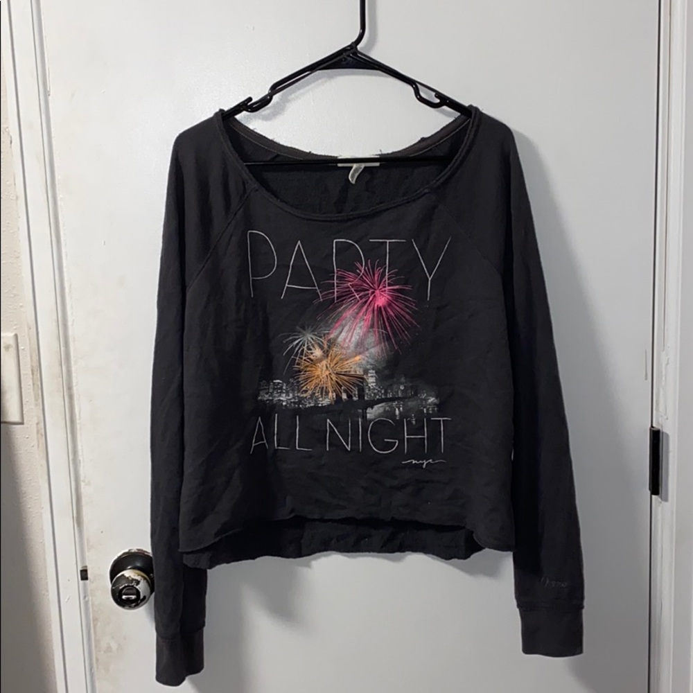 Cute crop sweater!